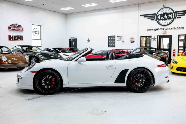 Porsche 991 Carrera GTS