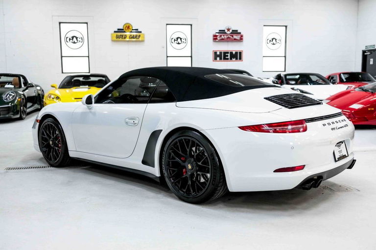 Porsche 991 Carrera GTS