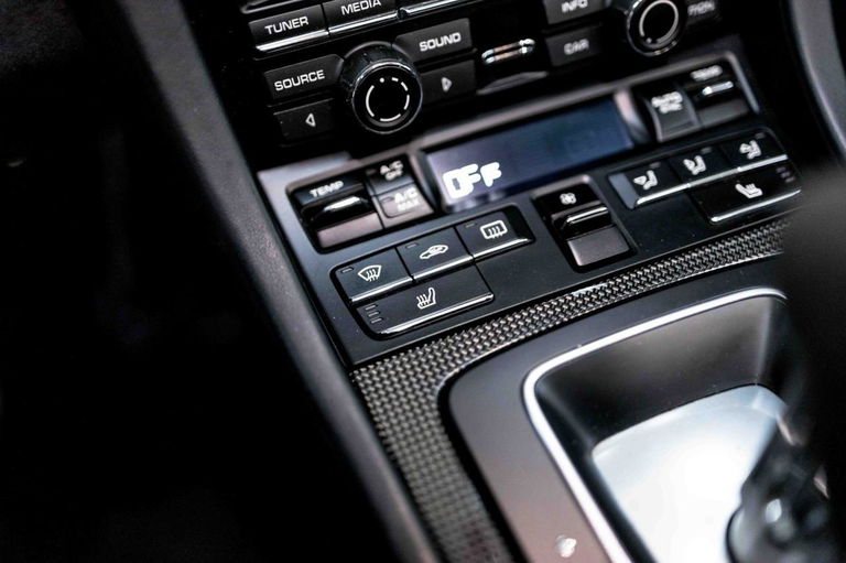 Porsche 991 Carrera GTS