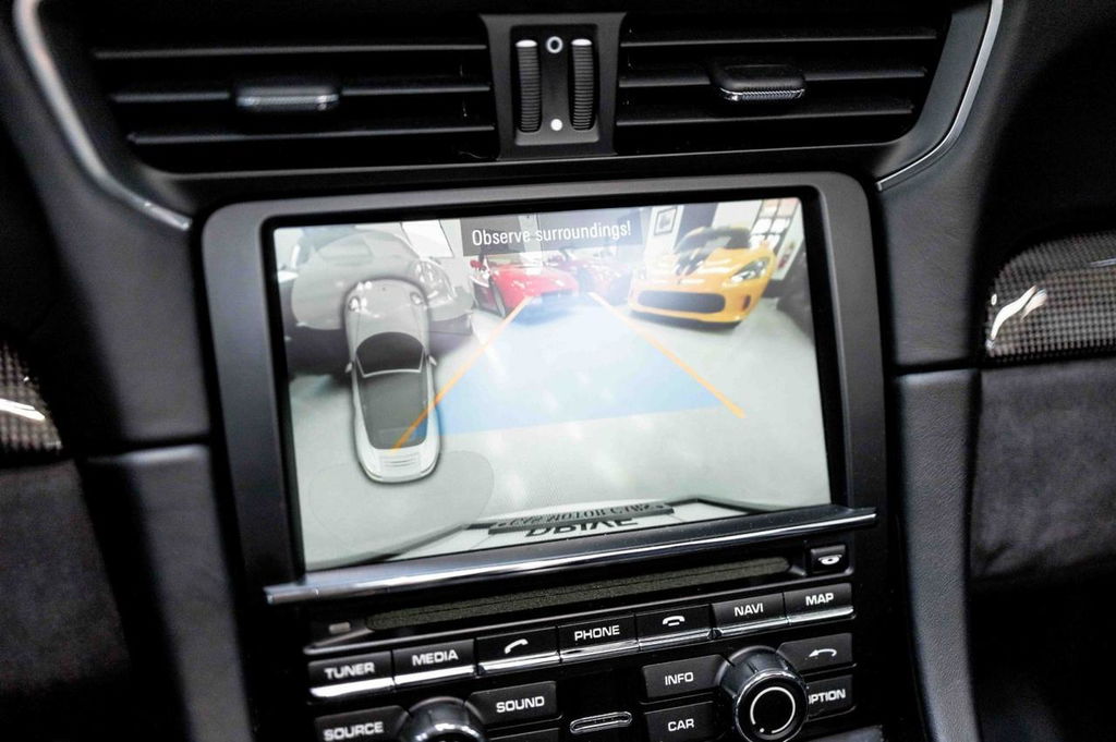 Porsche 991 Carrera GTS