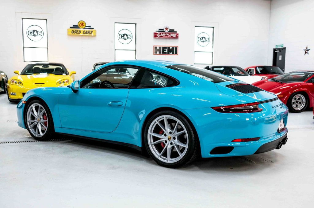 Porsche 991.2 Carrera GTS