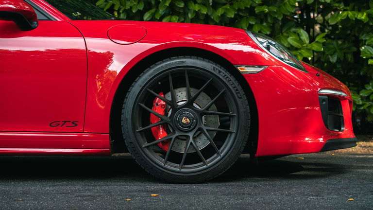 Porsche 991.2 Carrera GTS