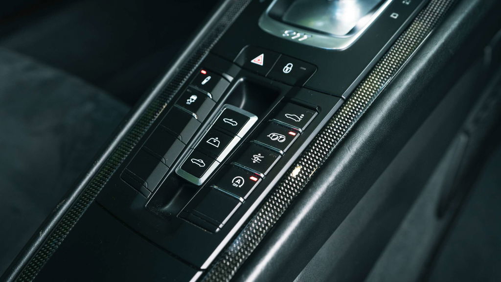 Porsche 991.2 Carrera GTS