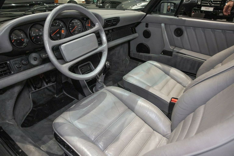 Porsche 911 Carrera 3.2 (KAT)