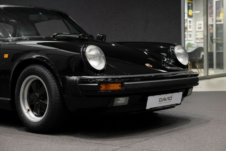 Porsche 911 Carrera 3.2 (KAT)