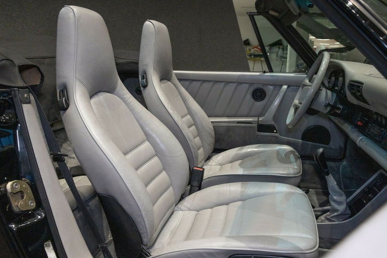 Porsche 911 Carrera 3.2 (KAT)