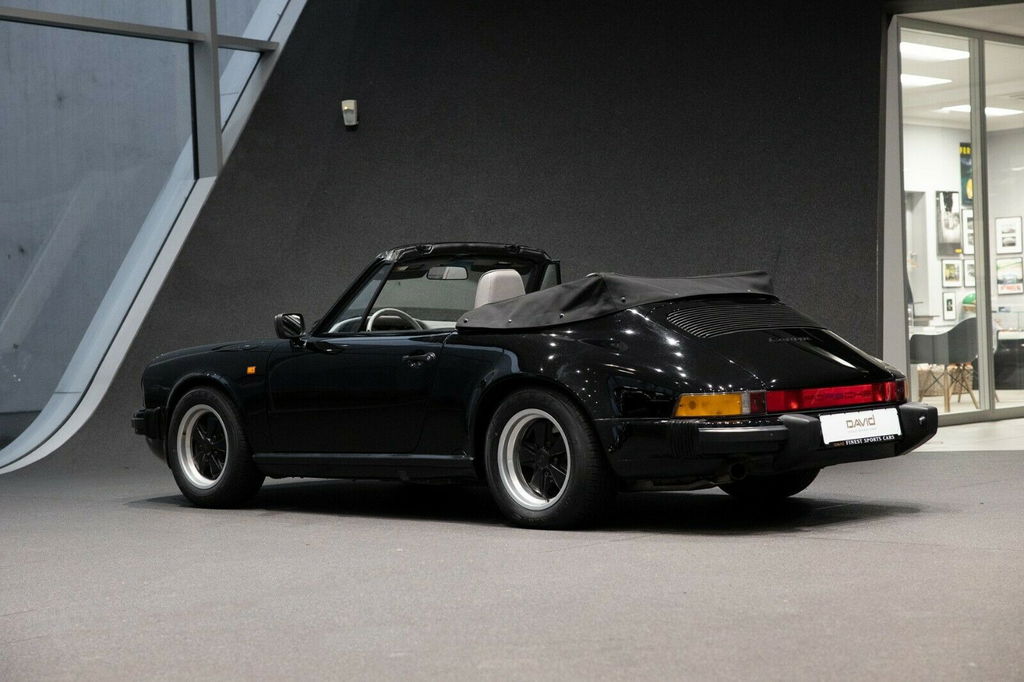 Porsche 911 Carrera 3.2 (KAT)