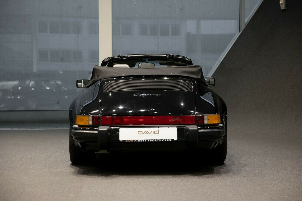 Porsche 911 Carrera 3.2 (KAT)