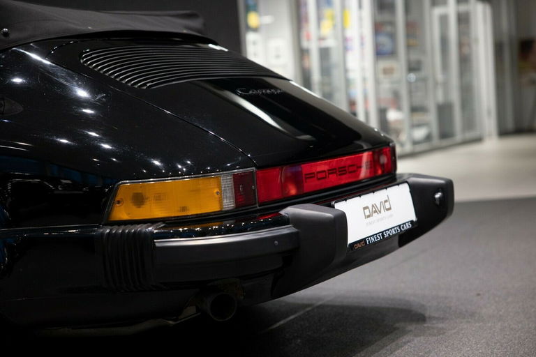 Porsche 911 Carrera 3.2 (KAT)
