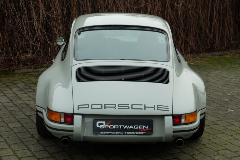 Porsche 911 Backdate