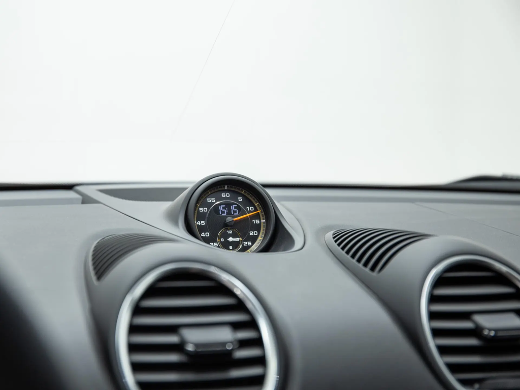 Porsche 718 Cayman GT4