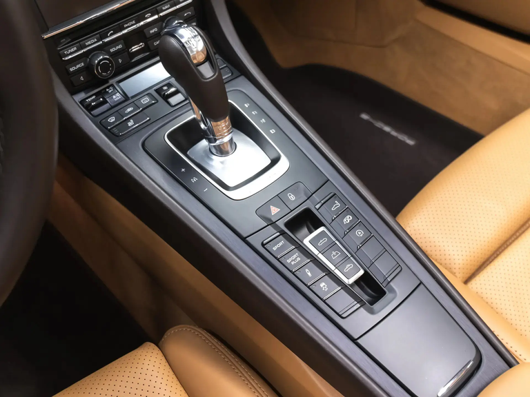 Porsche 991 Carrera GTS