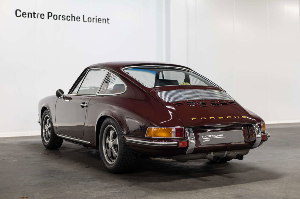 Porsche 911 T