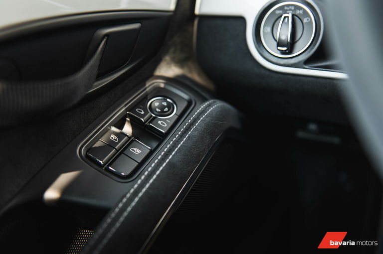 Porsche 981 Cayman GT4