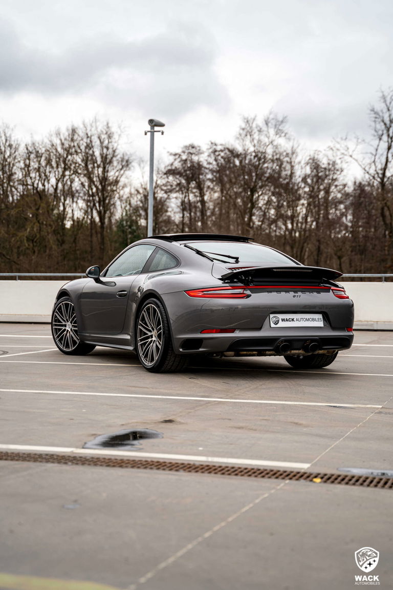 Porsche 991.2 Carrera 4