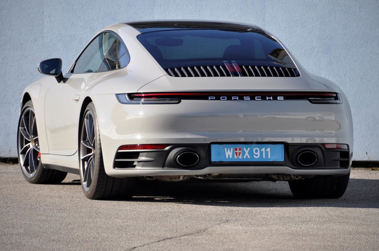 Porsche 992 Carrera S