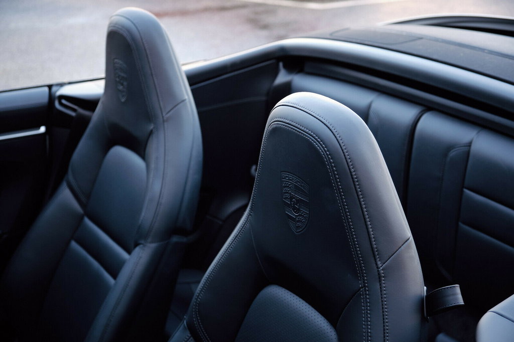 Porsche 992 Carrera 4S