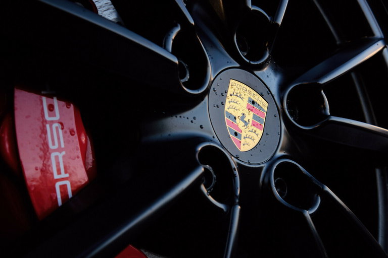 Porsche 992 Carrera 4S