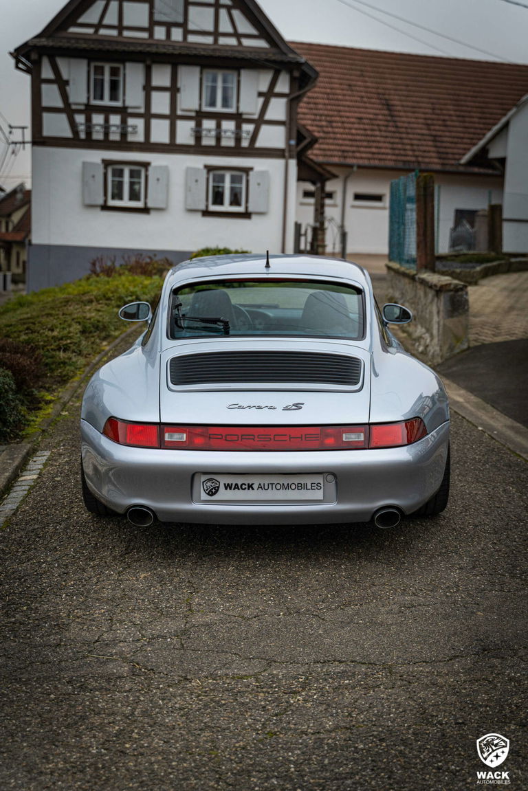 Porsche 993 Carrera 4S