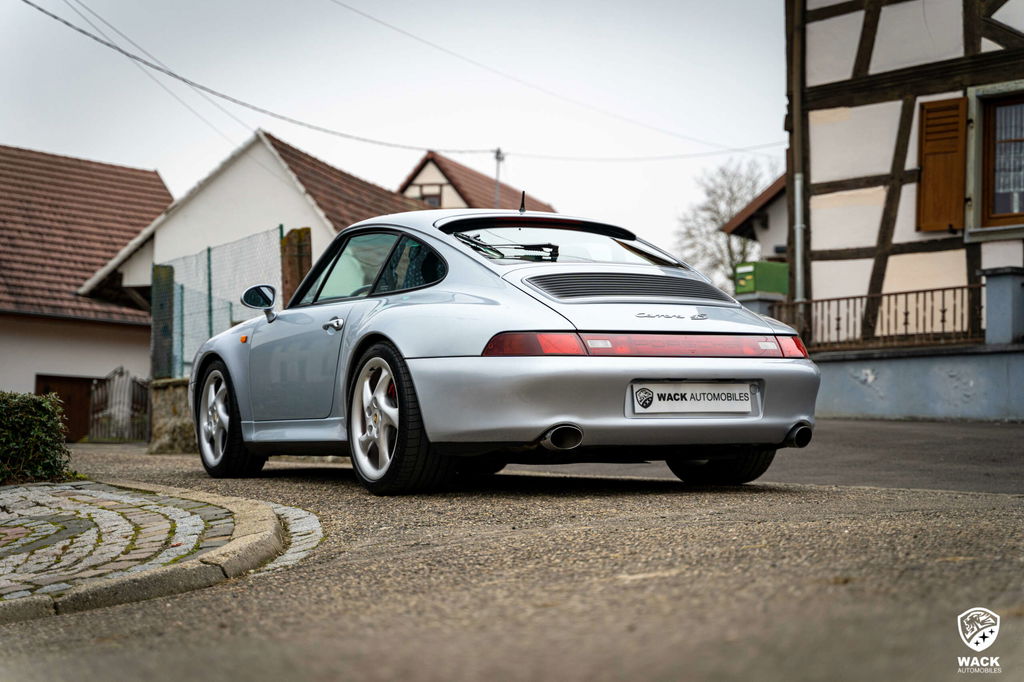 Porsche 993 Carrera 4S