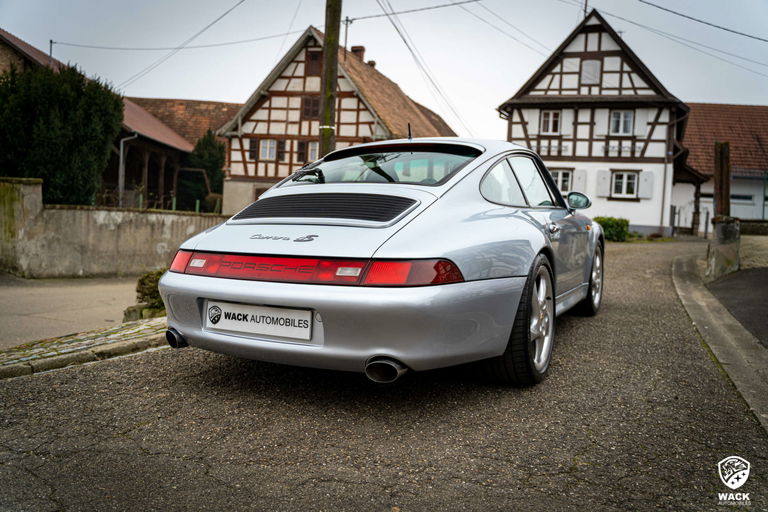 Porsche 993 Carrera 4S