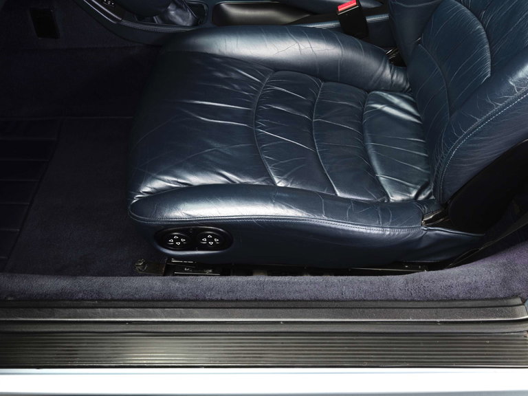 Porsche 993 Carrera 4S