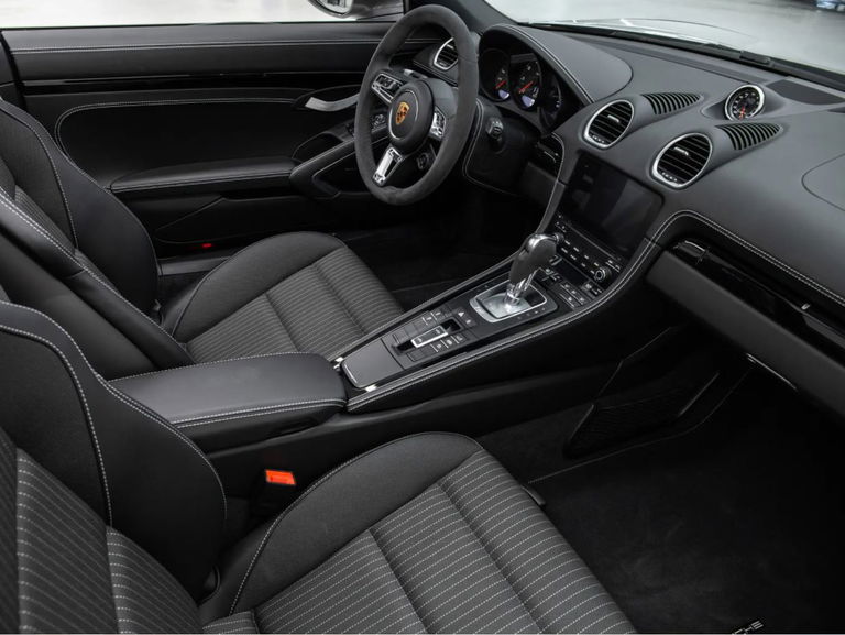 Porsche 718 Boxster T