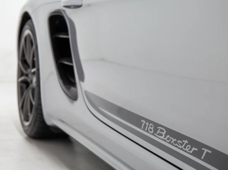Porsche 718 Boxster T