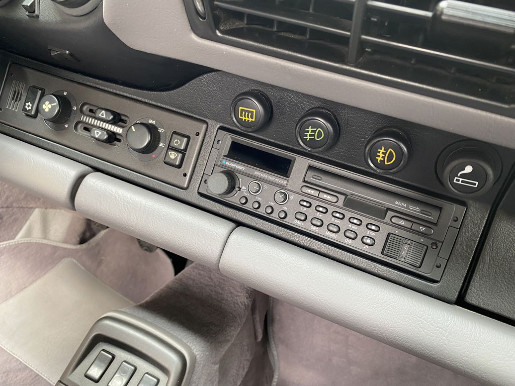 Porsche 964 Carrera 4