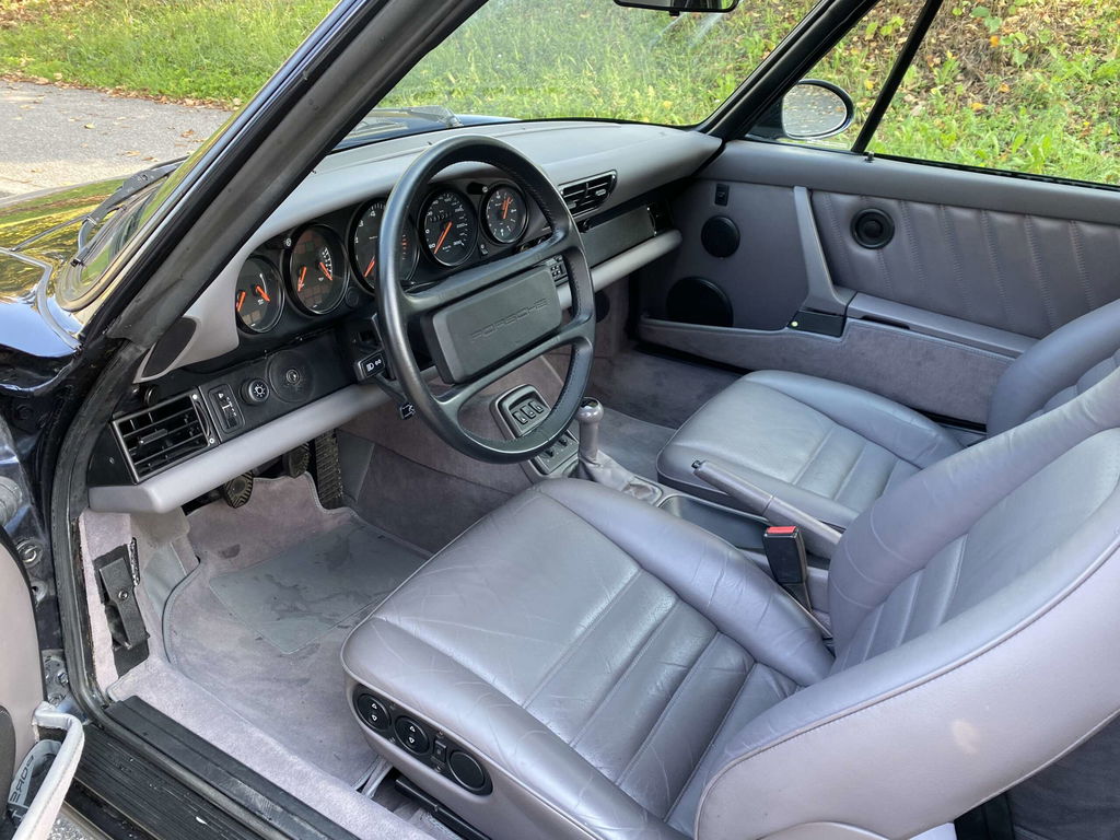 Porsche 964 Carrera 4