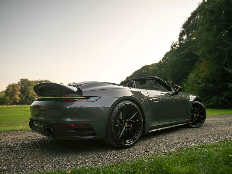 Porsche 992 Carrera 4S