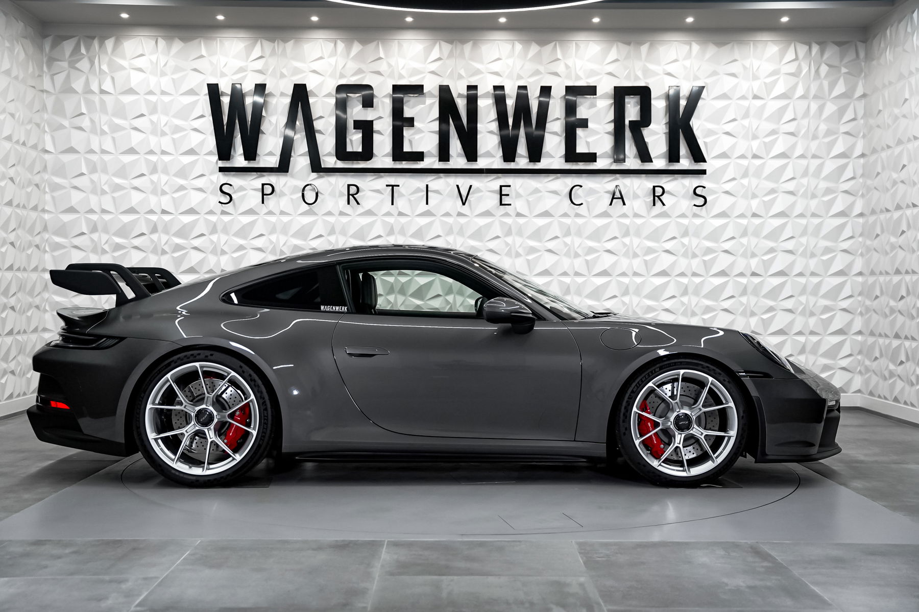 Porsche 992 GT3 2021 - elferspot.com - Marketplace for