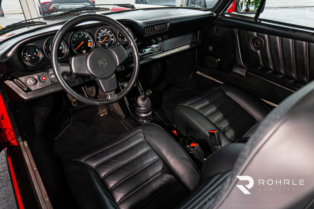 Porsche 911 Carrera 3.2 (US)