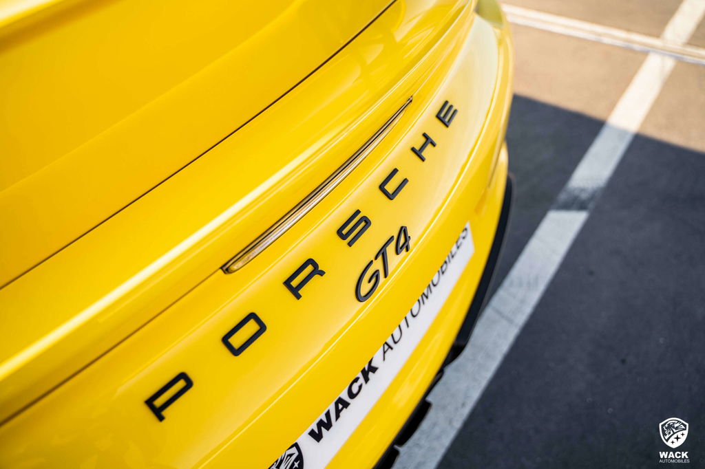 Porsche 981 Cayman GT4