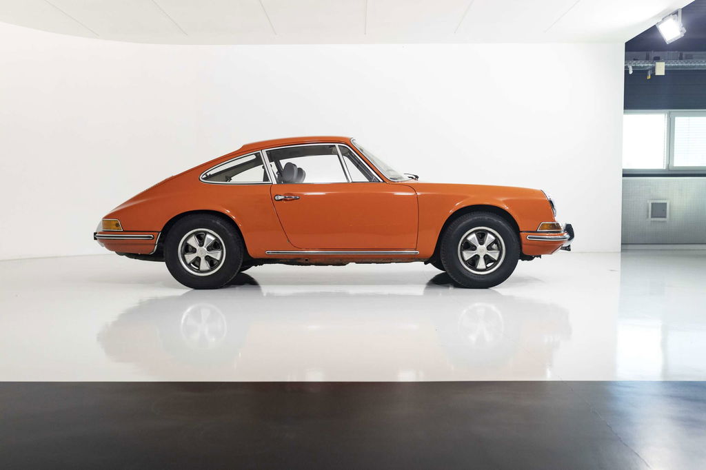 Porsche 911 T