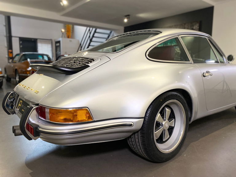 Porsche 911 Backdate