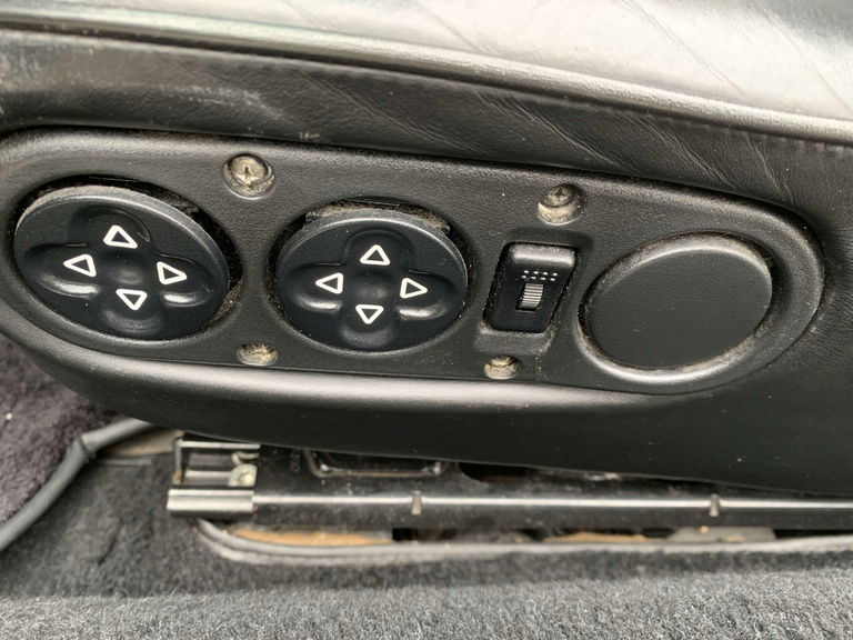 Porsche 964 Carrera 2 Cabrio WTL