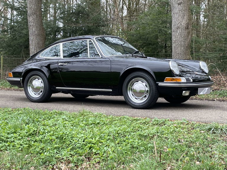 Porsche 911 T