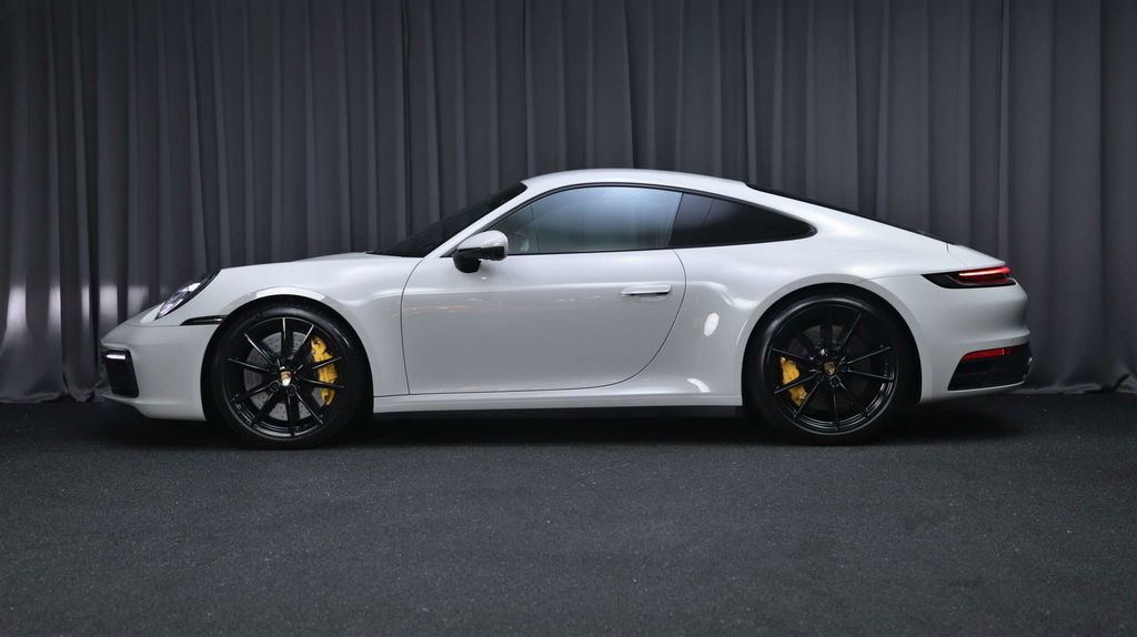 Porsche 992 Carrera S