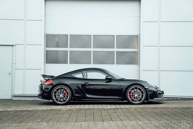 Porsche 981 Cayman GT4