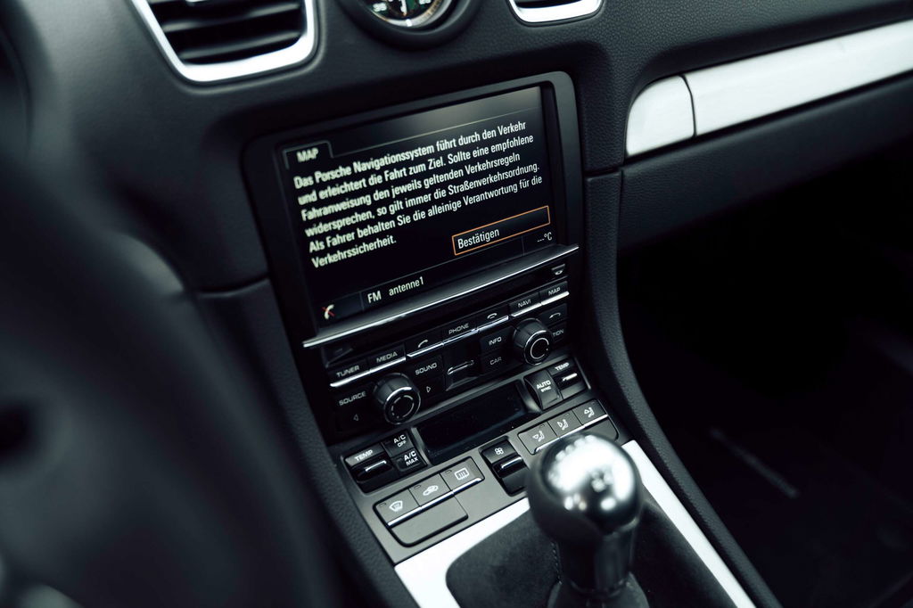 Porsche 981 Cayman GT4