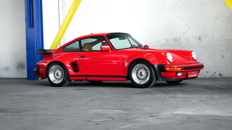 Porsche 911 Turbo 3.3