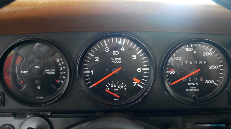 Porsche 911 Turbo 3.3