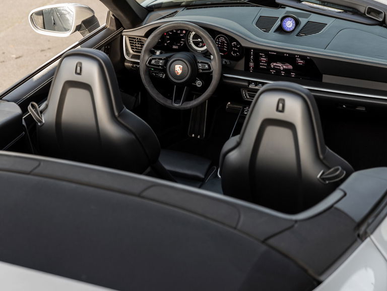 Porsche 992 Carrera 4S