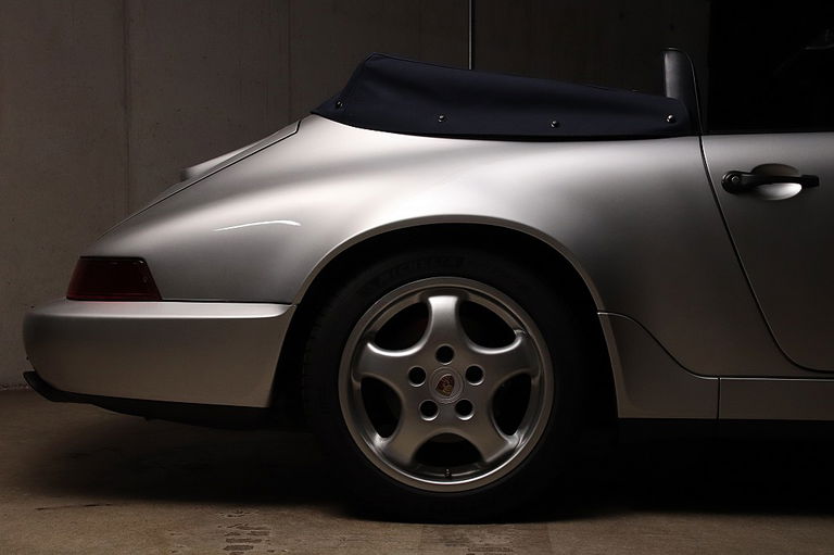 Porsche 964 Carrera 4