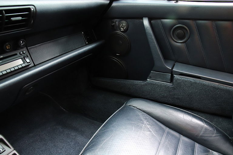 Porsche 964 Carrera 4