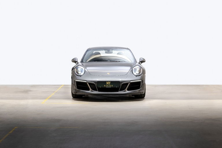 Porsche 991.2 Carrera GTS
