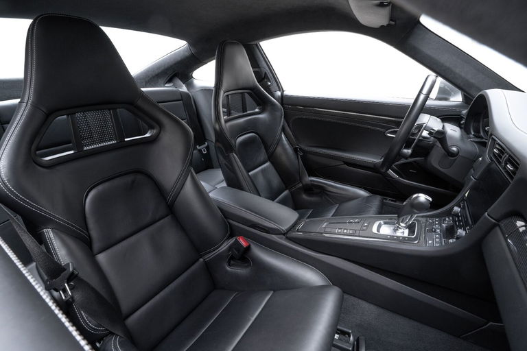 Porsche 991.2 Carrera GTS