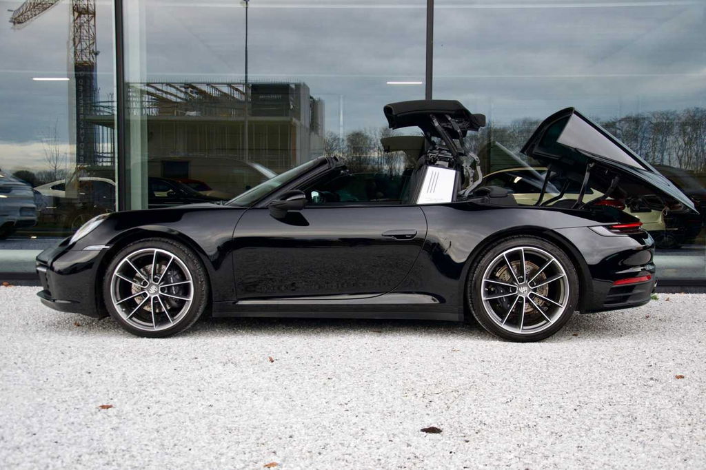 Porsche 992 Targa 4