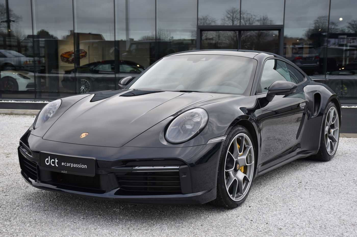 ポルシェ 911 (992)TurboSChristmasEdition2021 Porsche 992 Turbo S 2021 - elferspot.com - Marketplace for